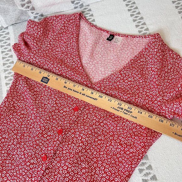 Divided H&M Ditsy Floral Red White Tie Back Shift Dress Button Down Small - Picture 10 of 10